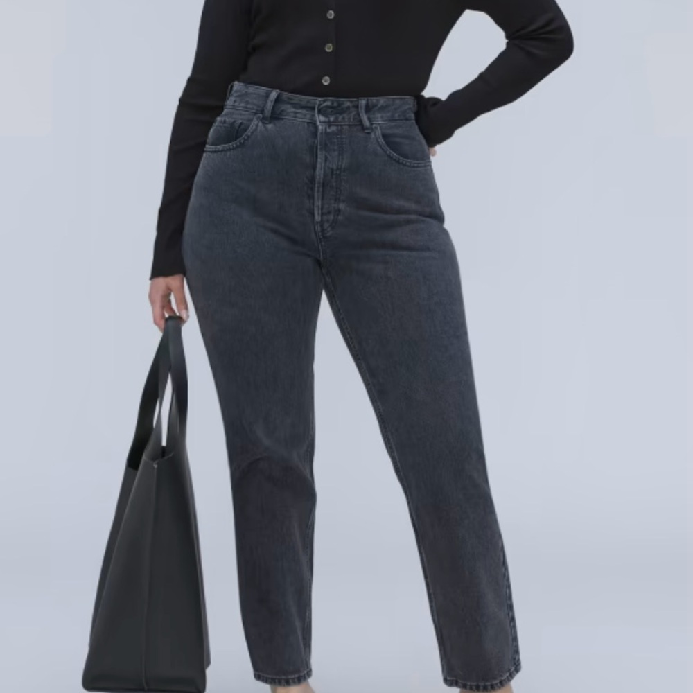 Everlane The Curvy ’90s Cheeky®Jean Size 25 Regular NWT Washed Black